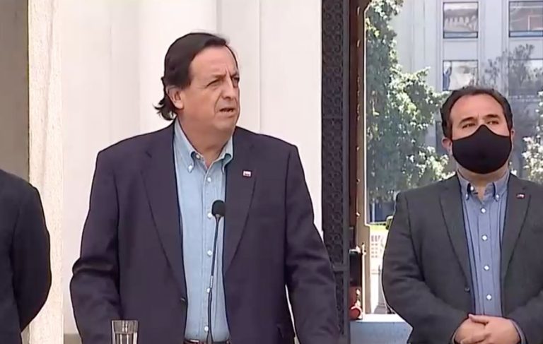 Víctor Pérez por acusación constitucional en su contra: 