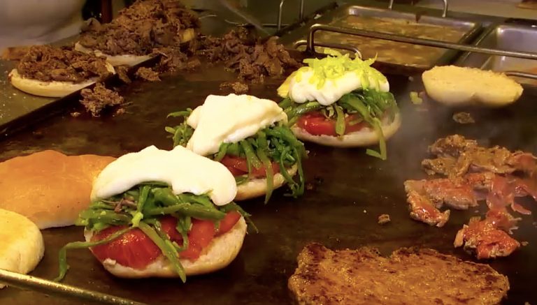 Cambia el nombre, pero sigue el sabor: Fuente Alemana reabre sus puertas como Antigua Fuente