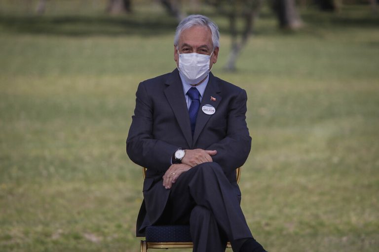 Cadem: Aprobación de Piñera alcanzó el 24%, la cifra más alta desde junio