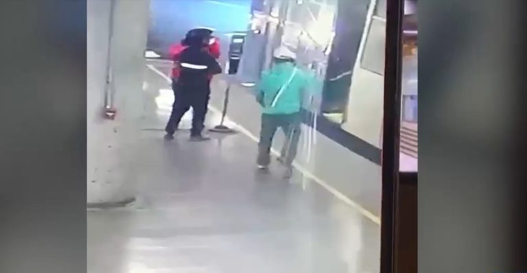 Sujeto robó un bus de Transantiago mientras el conductor estaba en el baño