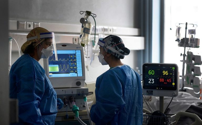 Balance coronavirus: Registran 1.824 casos nuevos y 52 fallecidos en las últimas 24 horas