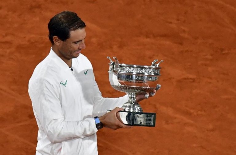 Nadal se quedó con la corona en Roland Garros e igualó récord de Federer en títulos de Grand Slam