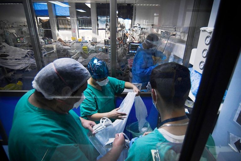 Colmed rechaza ley que habilita de manera temporal a médicos sin evaluación ejercer en el sector público