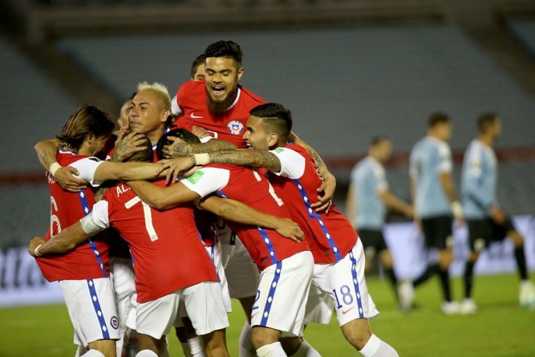Chile vs Colombia: Hora, formación y dónde ver el partido por Clasificatorias