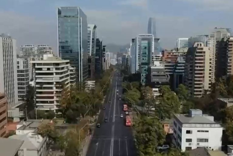 Las comunas de la RM que podrían pasar a Fase 4: Qué se puede hacer y cuáles son los requisitos