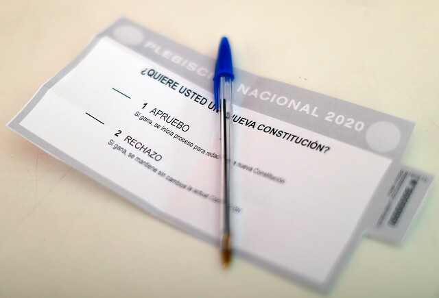 Servel desmiente instrucciones falsas que circulan en redes sociales a pocos días del plebiscito