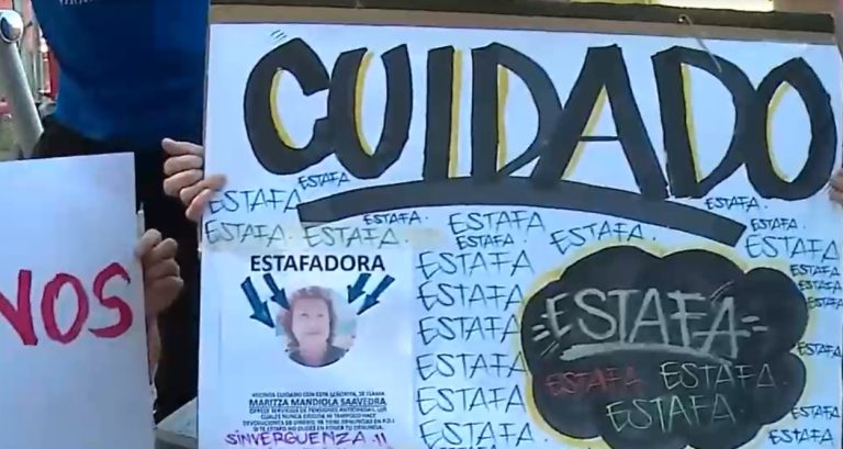 Denuncian estafa con pensiones anticipadas: Mujer se habría quedado con hasta $51 millones de una familia