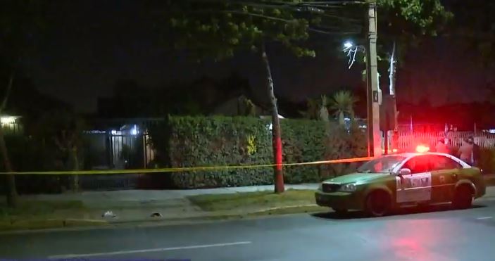 Delincuentes asesinaron a mujer mientras le robaban su vehículo en Peñalolén