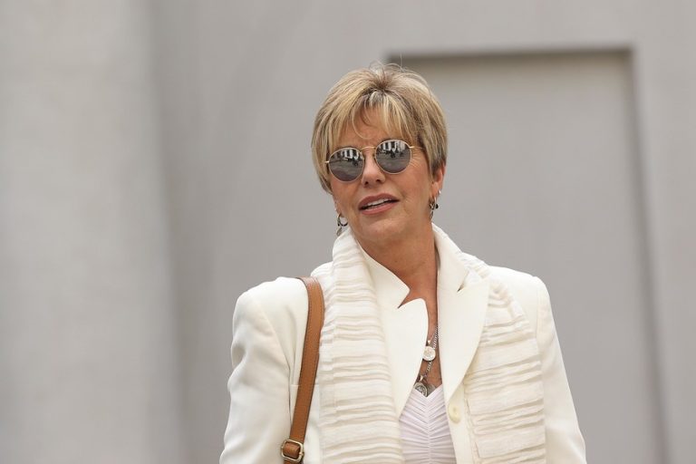 Tricel autorizó candidatura de Paulina Nin por Paine: 