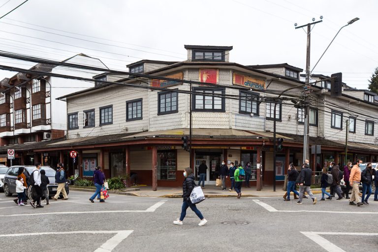 Informe epidemiológico: Puerto Montt superó a Punta Arenas en casos activos de COVID-19