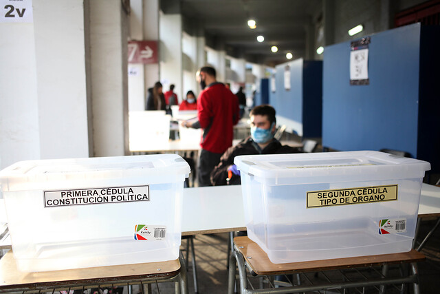 Recoleta, Macul, Quilicura y Cerro Navia disponen de buses de acercamiento gratuitos durante el plebiscito