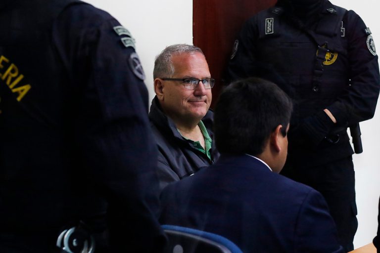 Condenan a John Cobin a 11 años de presidio