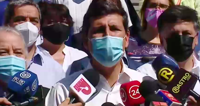 Alcaldes de oposición firmaron acuerdo: Piden unidad en los partidos frente al proceso constituyente