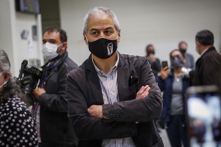 Mario Aguilar le responde al ministro Figueroa: 