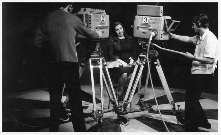 Violeta Parra: Folklore en pantalla