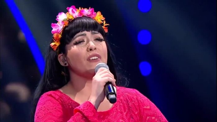 Mon Laferte emocionó con interpretación de 