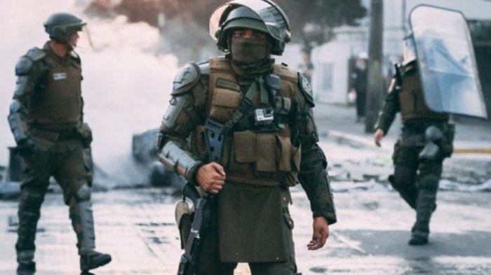 Caso Mapocho: Carabinero Zamora es destituido por portar cámara personal