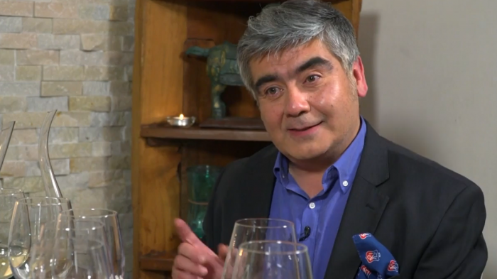 Fue el más joven: Carlos Tejos reveló a que edad perdió su virginidad