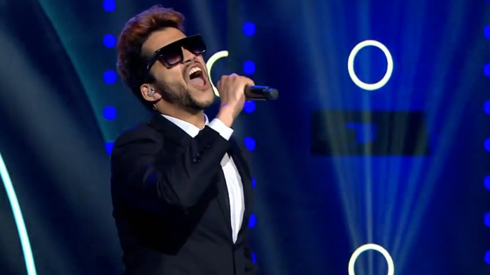 George Michael trajo toda la sensualidad con su presentación en Yo Soy