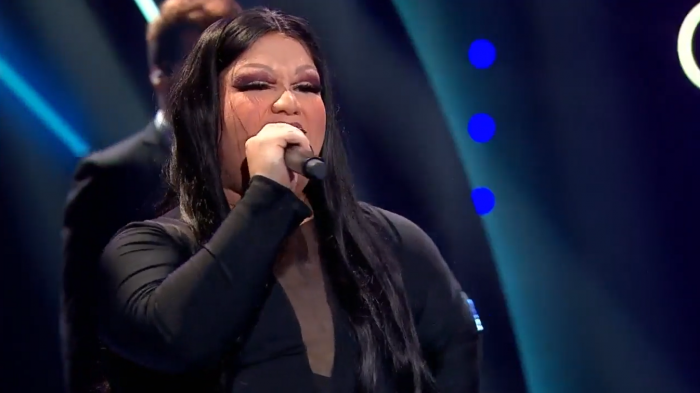 Con esta presentación Alejandra Guzmán fue enviada a duelo de eliminación