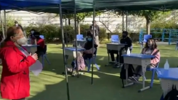 Colegio de Las Condes instauró un preuniversitario al aire libre para alumnos de cuarto medio