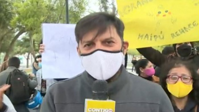 Vecinos y concejales de Maipú protestan contra Cathy Barriga: Partidarios de la alcaldesa se enfrentaron a detractores