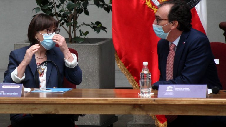 Figueroa destacó que más de 800 colegios le han pedido volver a clases presenciales