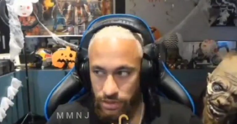 La pesada broma de Halloween que hizo saltar de susto a Neymar en plena transmisión en vivo
