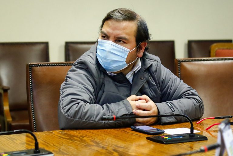 Diputado Barrera criticó decisión del Gobierno de descartar nuevo pago del IFE