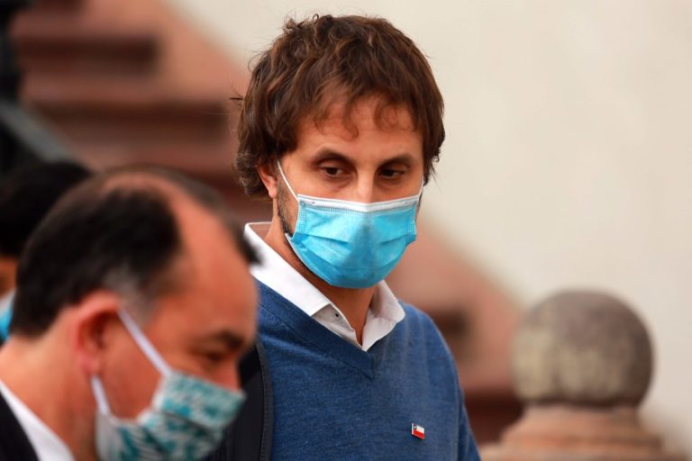 Rafael Araos deja el cargo como jefe de Epidemiología