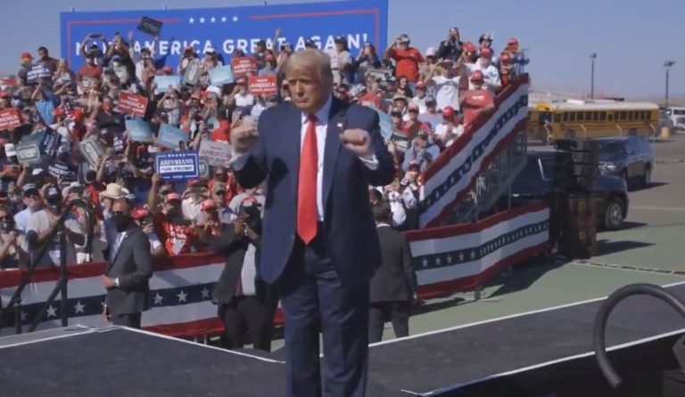 Al ritmo de Village People: Trump comparte video con sus bailes en el día de las elecciones