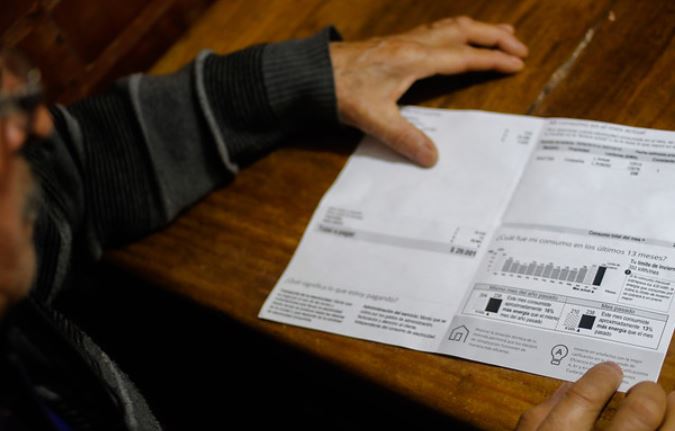 Despachan a Sala proyecto que prohíbe el corte de servicios básicos hasta abril