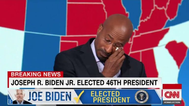 El momento en que presentador de CNN se emocionó hasta las lágrimas tras la victoria de Biden
