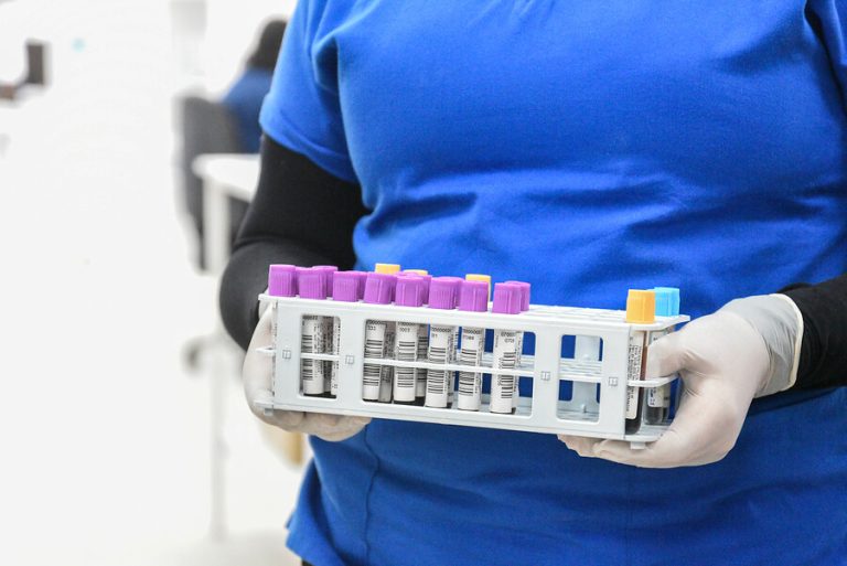 Superintendencia de Salud reveló diferencias de hasta 600% en el cobro de exámenes médicos