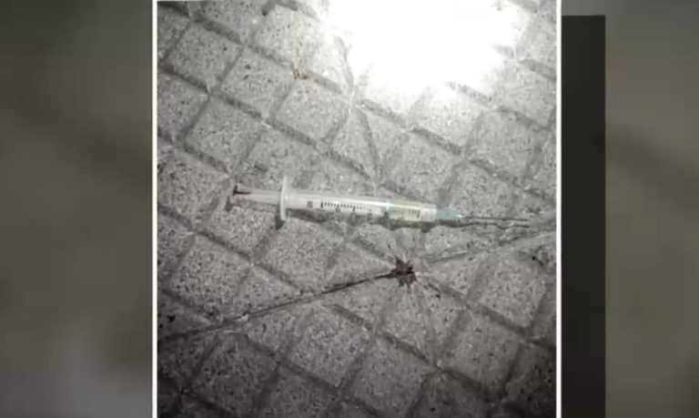 La agredieron, no le robaron y huyeron: Enigma por ataque con jeringa a conductora en Providencia