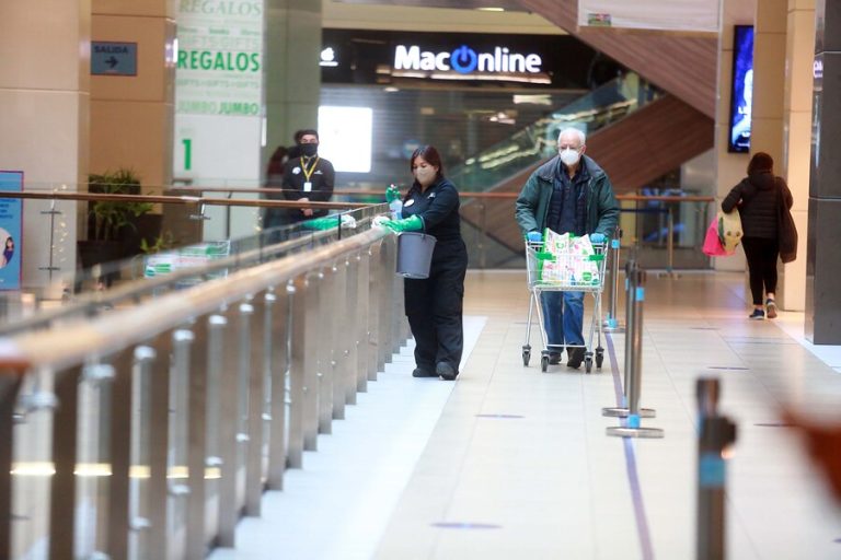 Anuncian aumento de aforo para centros comerciales en fase 4 y 5