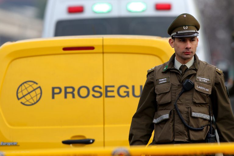 Intento de robo a camión de valores terminó en balacera entre asaltantes y guardias