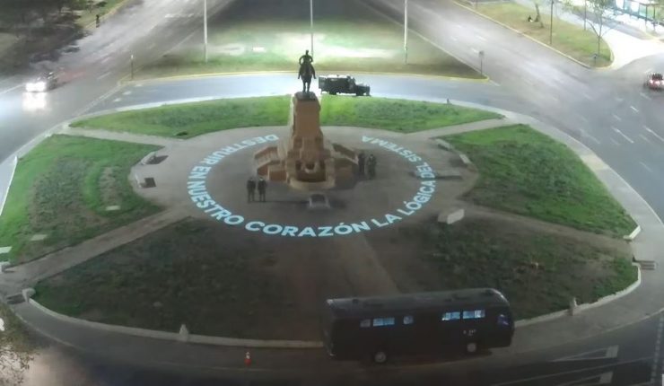 Plaza Italia: Descartan actuar ilegal de Carabineros tras apuntar con foco una intervención con luces