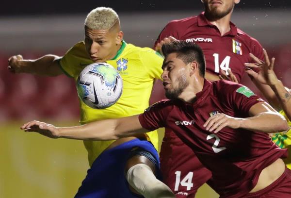 Brasil sufrió mucho para ganarle a Venezuela en Sao Paulo