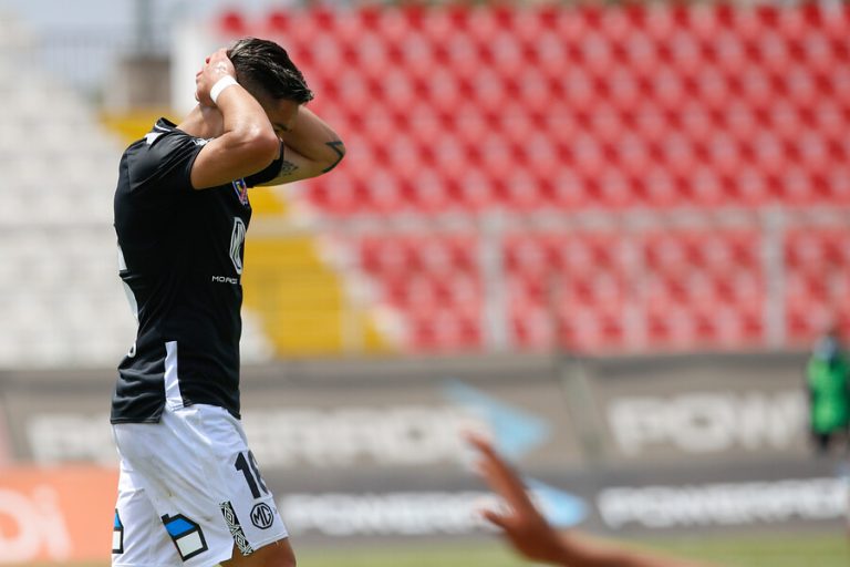 Colo Colo volvió a tropezar y no sale del fondo: Perdió 3-1 con Palestino