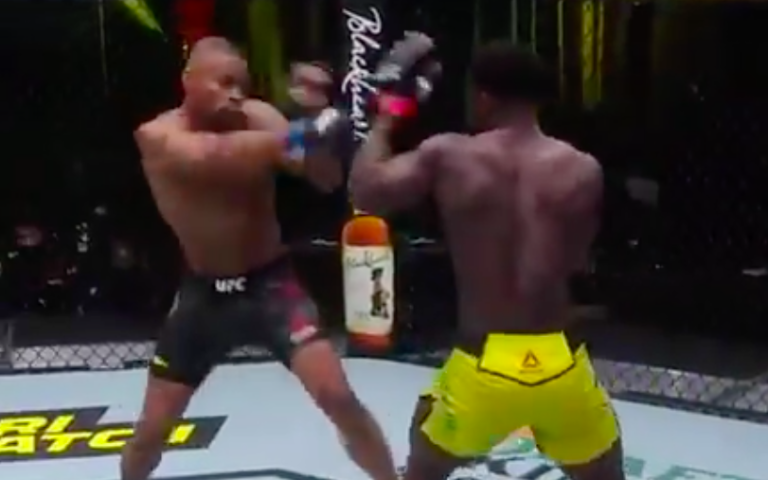 Ganó en 30 segundos: El increíble derechazo con el que Khaos Williams dejó KO a su rival