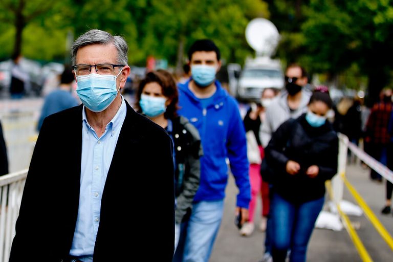 Lavín no iría al TC por segundo retiro de las AFP: 