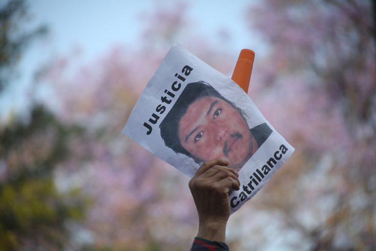 Casa de abogado de familia Catrillanca fue atacada a balazos: Presentan querella por homicidio frustrado