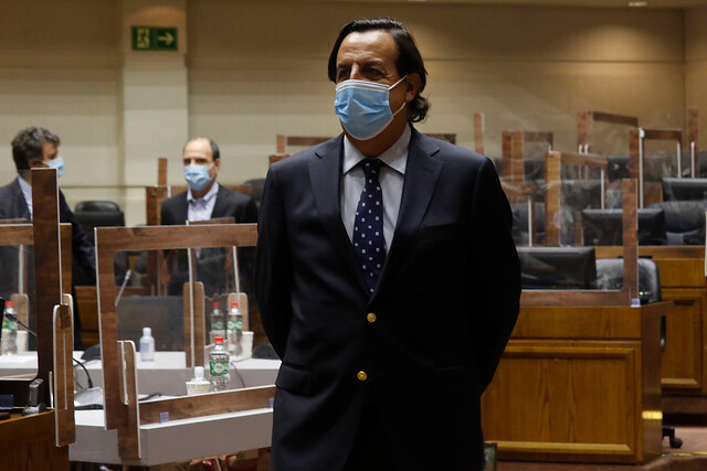 Víctor Pérez por Carabineros: 