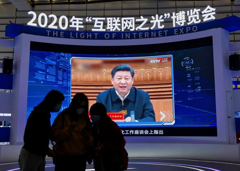 China quiere impulsar un sistema de seguimiento de casos COVID-19 con códigos QR