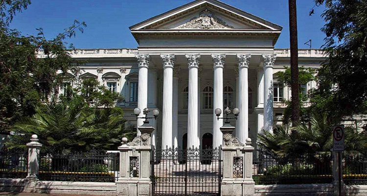 Proponen ex Congreso de Santiago y Palacio Pereira como sedes para la convención constitucional