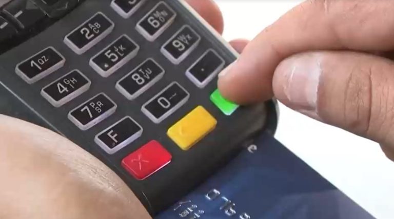 Pago de deudas, compras navideñas y más: ¿En qué gastaría usted el segundo 10%?