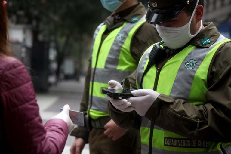 5 comunas de la Región Metropolitana retrocederán el sábado en el plan 