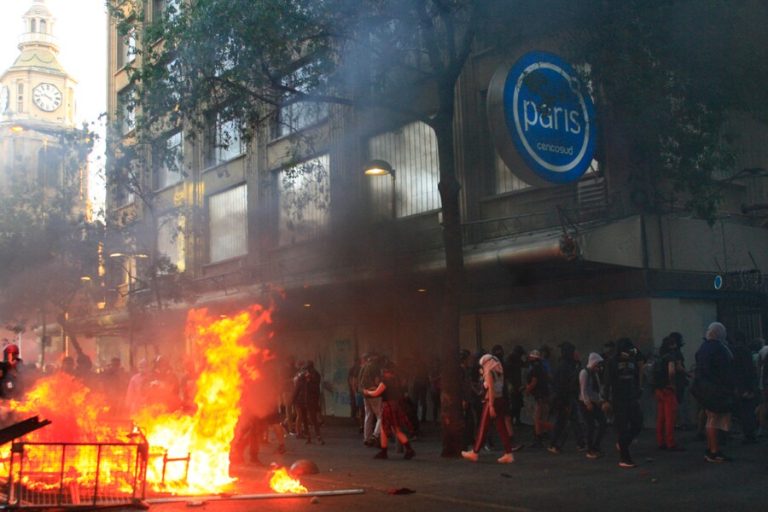 Están organizados y tienen amplio prontuario policial: Así es el perfil de los nuevos saqueadores