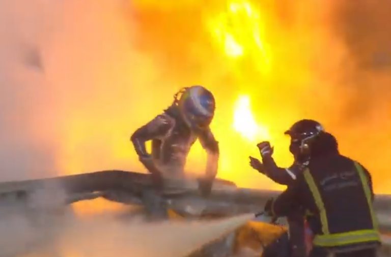 Grosjean salvó milagrosamente de entre las llamas tras impactante accidente en el GP de Bahrein